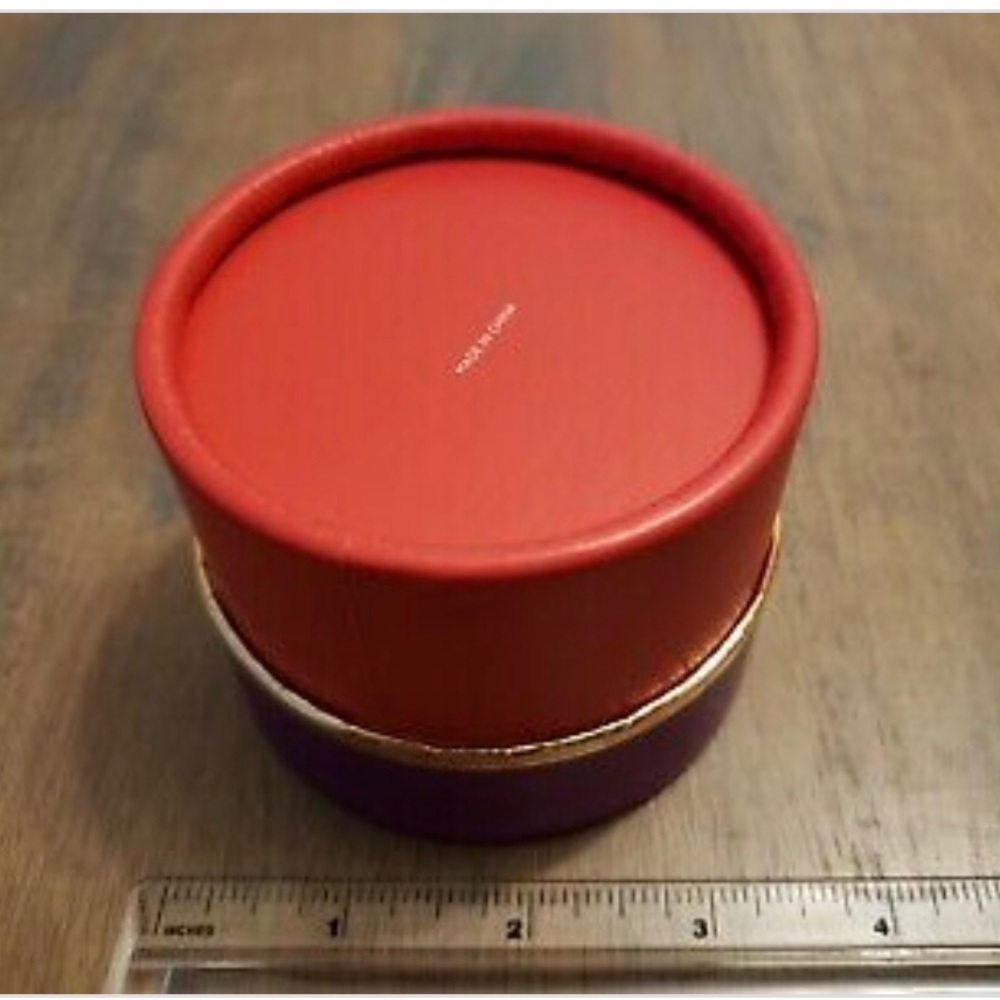 NEW kate spade small round gift box - Picture 3 of 4